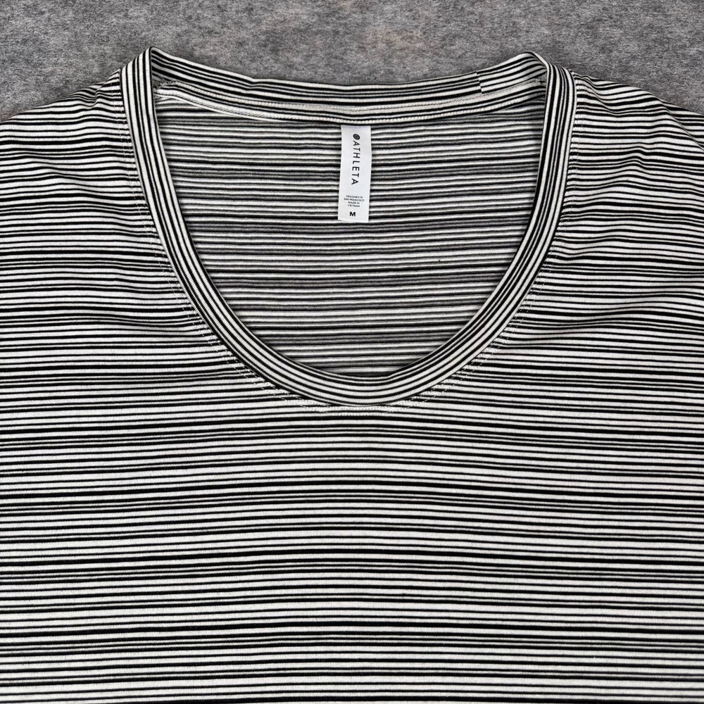 Athleta Cloudlight Stratus Tee Shirt Striped Womens Medium M - Picture 3 of 9